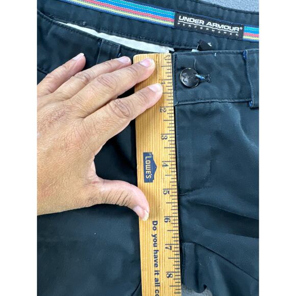 Under Armour black chino shorts size6 - Picture 7 of 7